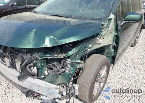 2021 Toyota Sienna Xle z USA, uszkodzony, nr VIN 5TDYRKEC3MS007938